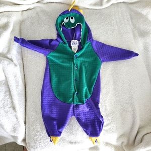 Vintage small steps dinosaur costume 6-9months